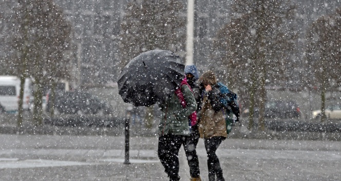 Meteoroloji duyurdu: ‘İstanbul’da kar kalınlığı 30 santimetreye çıkacak’