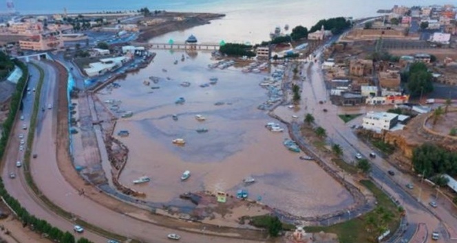 Suudi Arabistan, sel felaketi ile mücadele ediyor