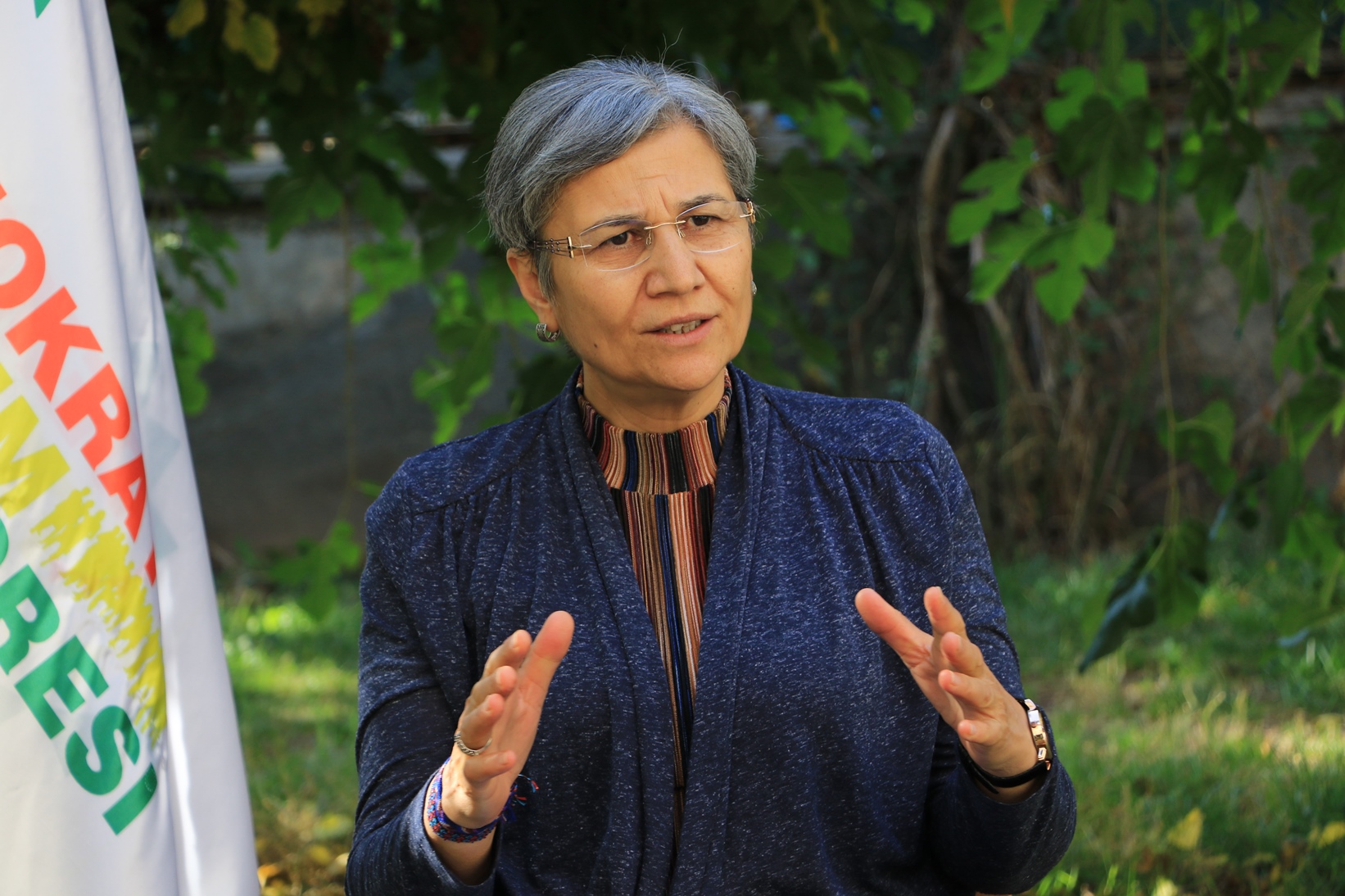 DTK Eşbaşkanı Leyla Güven, Elazığ E Tipi Kapalı Cezaevi’ne sevk edildi